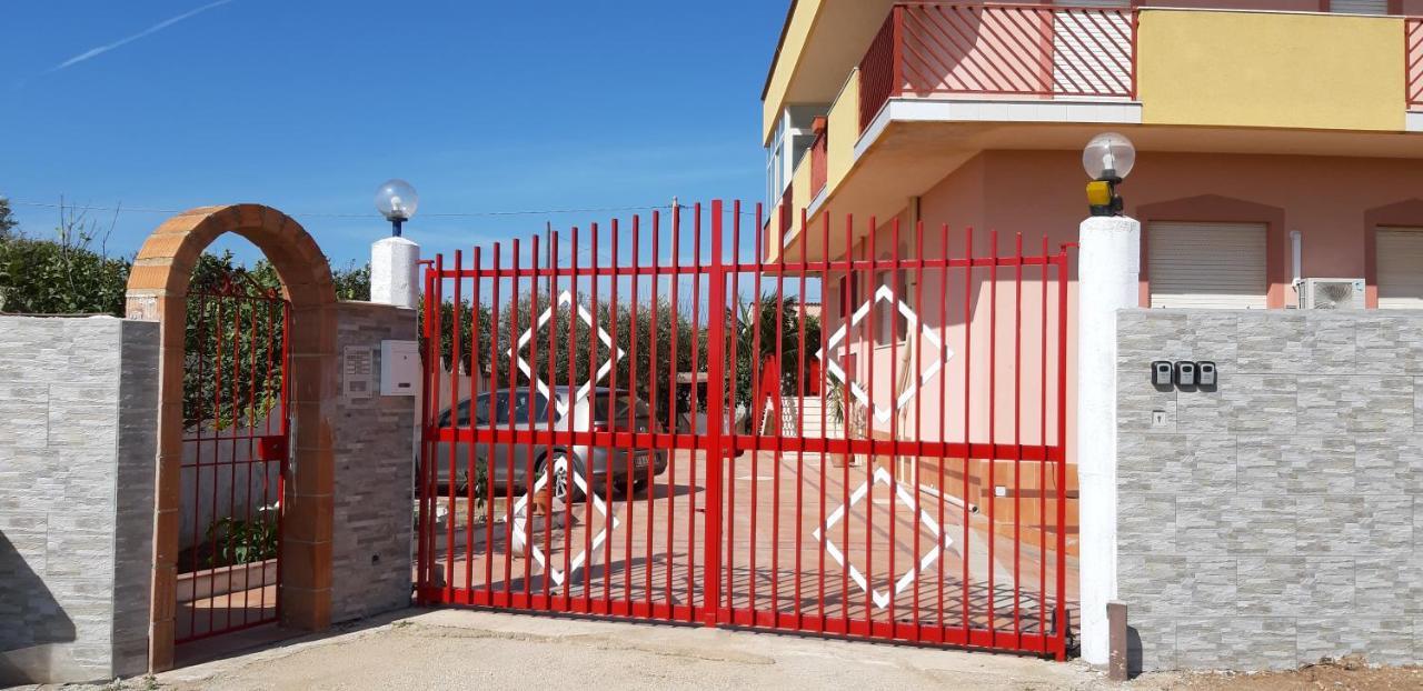 シャッカA Casa Di Tony Sicilian Holidays Blackアパートメント エクステリア 写真